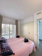 Luxury Apartment With Sea View