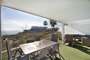 Luxury Apartment With Sea View