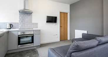 Modern Central Edwardian Apartment 4pp Private Ent