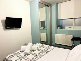 Modern Central Edwardian Apartment 4pp Private Ent