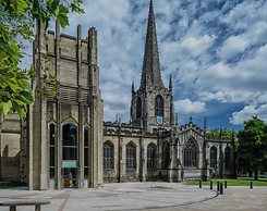 Modern Central Edwardian Apartment 4pp Private Ent