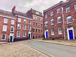 Modern Central Edwardian Apartment 4pp Private Ent