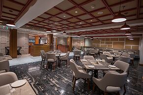 Ramada Encore By Wyndham Viramgam