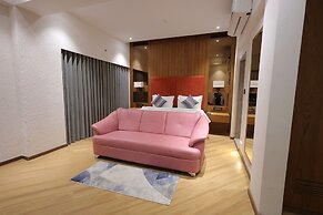 Ramada Encore By Wyndham Viramgam