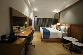 Ramada Encore By Wyndham Viramgam