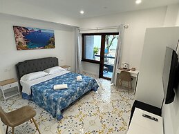 Angela House Sorrento Center