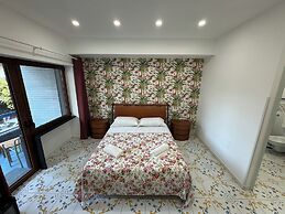 Angela House Sorrento Center