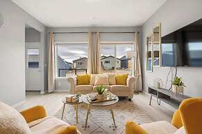 Luxury Modern Home - Livingstone