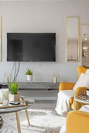 Luxury Modern Home - Livingstone