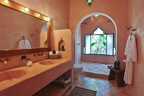 Nomada Wellness Hotel