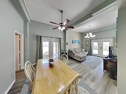 Pcv625d- Coastal Hideaway