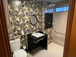 Easy Porto Hotel
