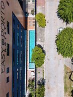 Easy Porto Hotel