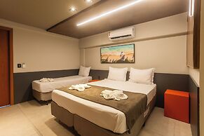 Easy Porto Hotel
