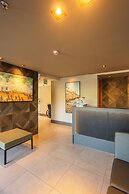 Easy Porto Hotel
