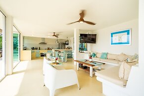 Luxury House Pool fire Pit & Lake view