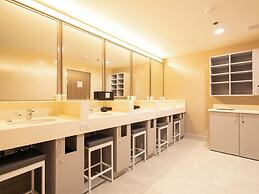 FIRST CABIN INTERNATIONAL HAWAII