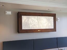 FIRST CABIN INTERNATIONAL HAWAII