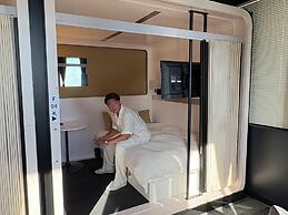 FIRST CABIN INTERNATIONAL HAWAII