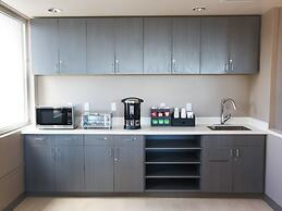 FIRST CABIN INTERNATIONAL HAWAII