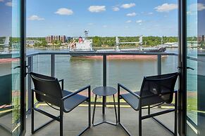 AC Hotel Savannah Historic District