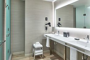 AC Hotel Savannah Historic District