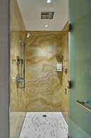 AC Hotel Savannah Historic District