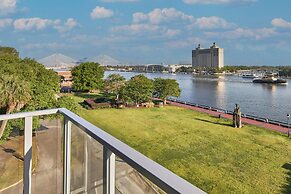 AC Hotel Savannah Historic District