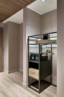 AC Hotel Savannah Historic District