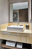 AC Hotel Savannah Historic District