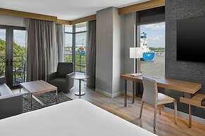 AC Hotel Savannah Historic District