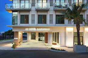 AC Hotel Savannah Historic District