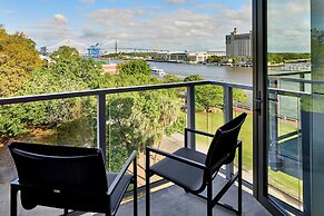 AC Hotel Savannah Historic District