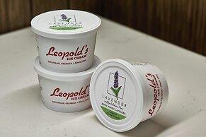 AC Hotel Savannah Historic District