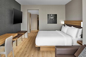 AC Hotel Savannah Historic District