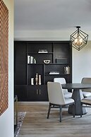 AC Hotel Savannah Historic District