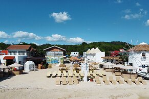 The Beach Calatagan Mediterraneo powered by Cocotel