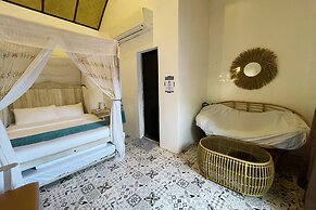 The Beach Calatagan Mediterraneo powered by Cocotel