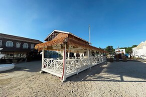 The Beach Calatagan Mediterraneo powered by Cocotel