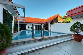 The Beach Calatagan Mediterraneo powered by Cocotel