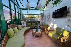 The Beach Calatagan Mediterraneo powered by Cocotel