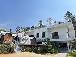 Thebest Capsule Resort