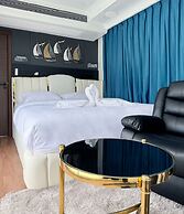 Thebest Capsule Resort