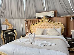 Thebest Capsule Resort