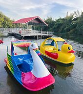 Thebest Capsule Resort