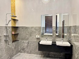 Thebest Capsule Resort