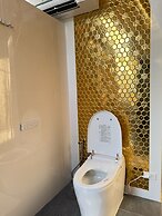 Thebest Capsule Resort