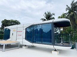 Thebest Capsule Resort