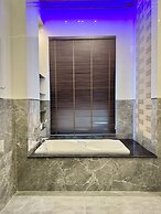 Thebest Capsule Resort