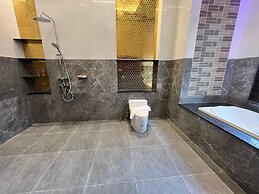 Thebest Capsule Resort